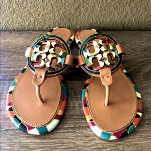 Tory Burch MILLER ENAMEL-LOGO SANDAL